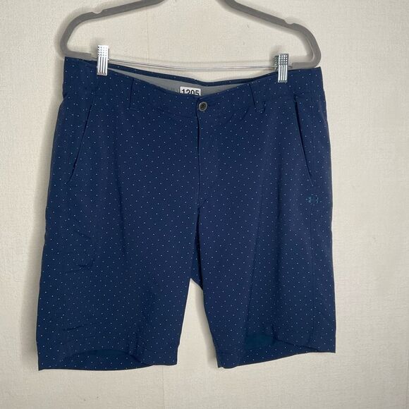 Under Armour Shorts Mens 38 Blue Polka Dot Casual Golf Performance Chino 10,5” - Picture 1 of 7